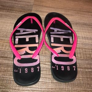 Aeropostale flip flops
